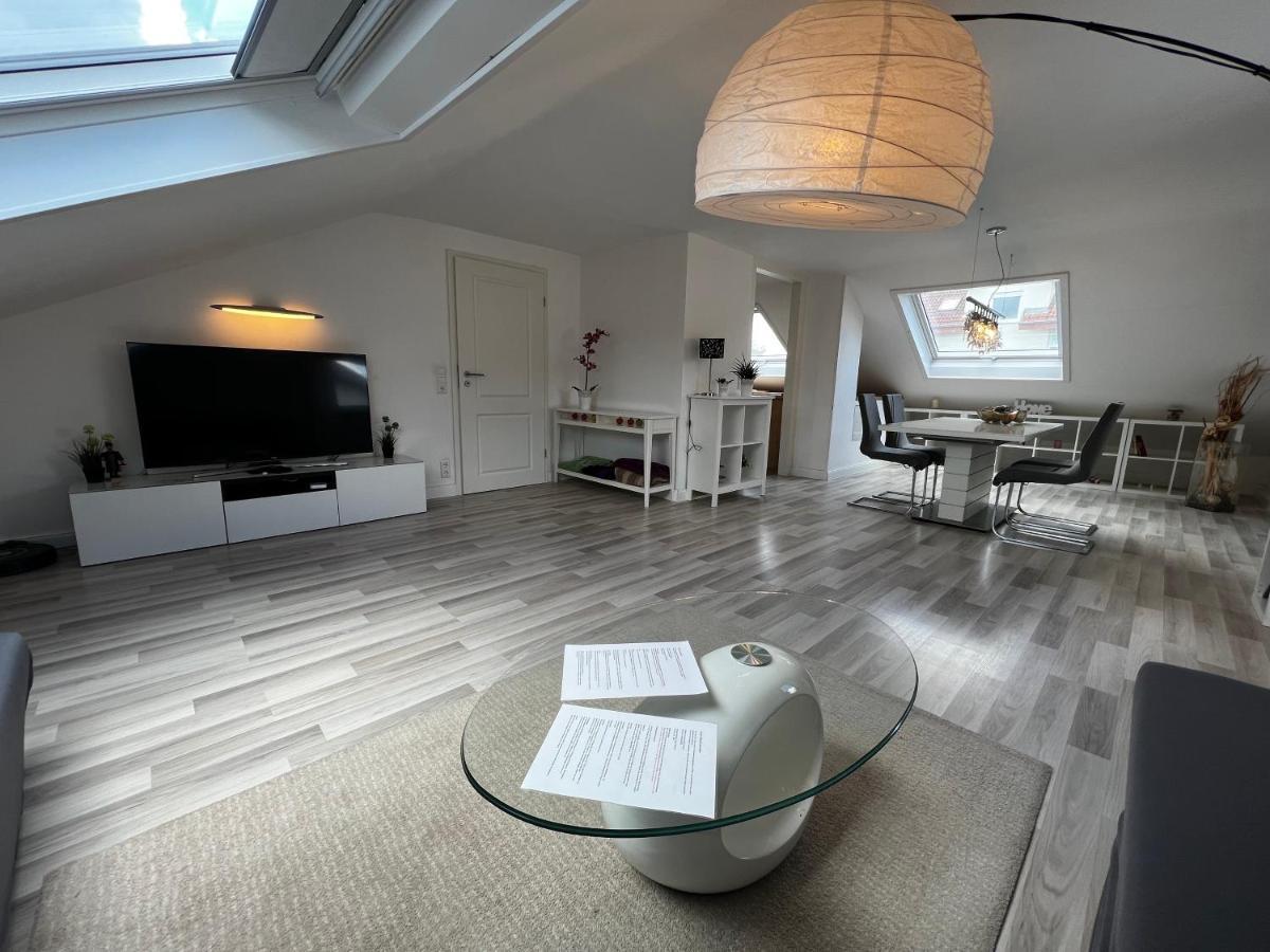 Ferienwohnung Schlueter Nussloch Bagian luar foto