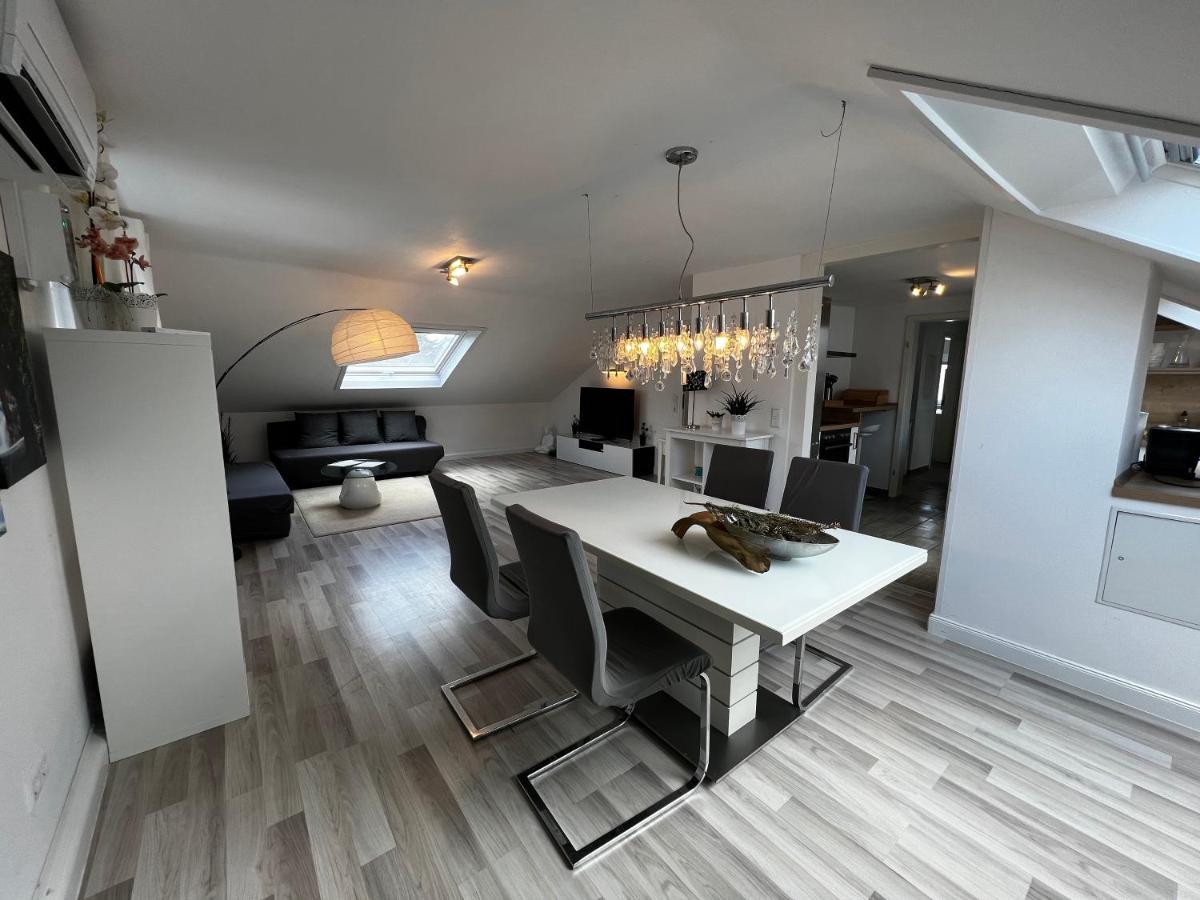 Ferienwohnung Schlueter Nussloch Bagian luar foto