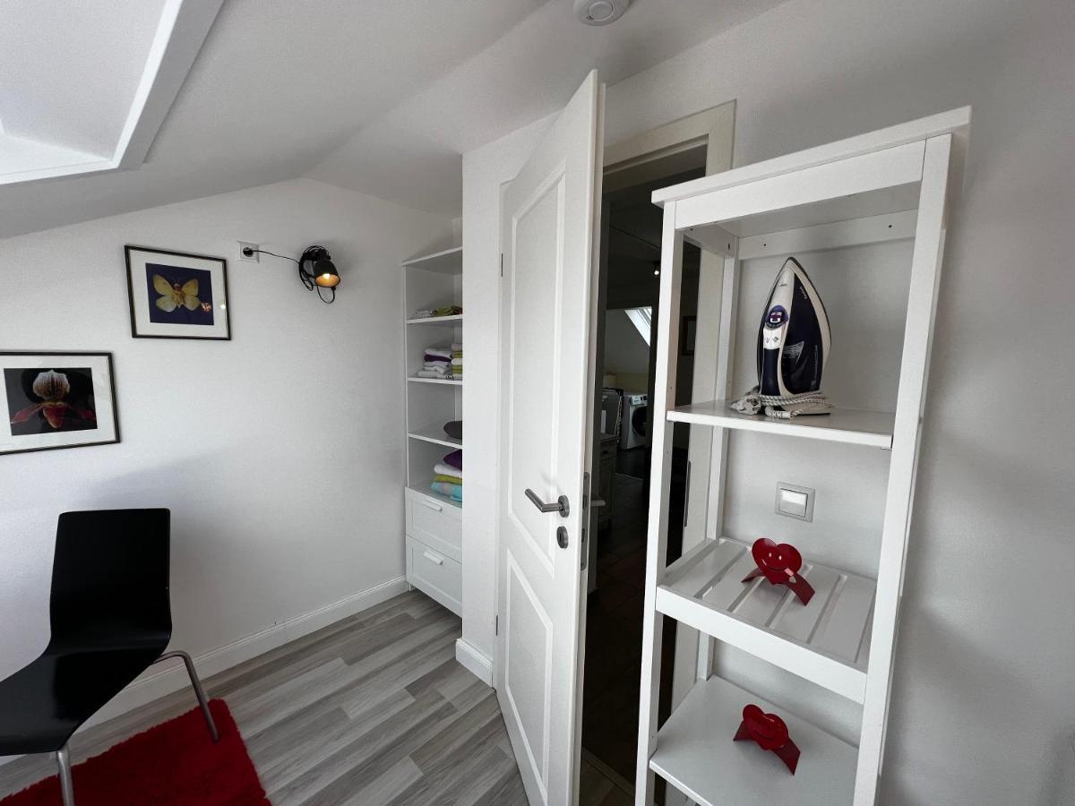 Ferienwohnung Schlueter Nussloch Bagian luar foto