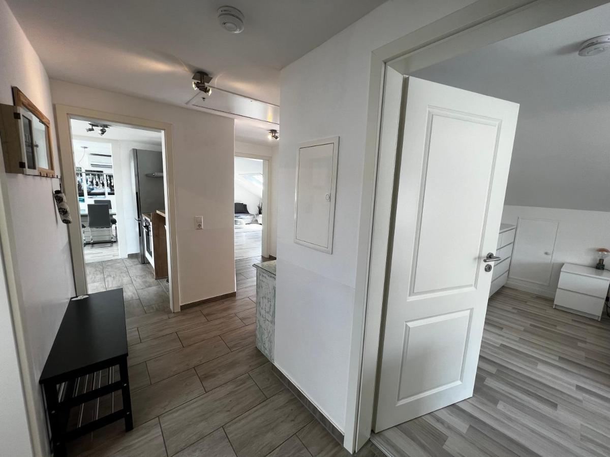 Ferienwohnung Schlueter Nussloch Bagian luar foto