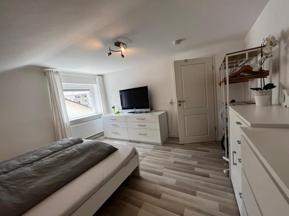 Ferienwohnung Schlueter Nussloch Bagian luar foto